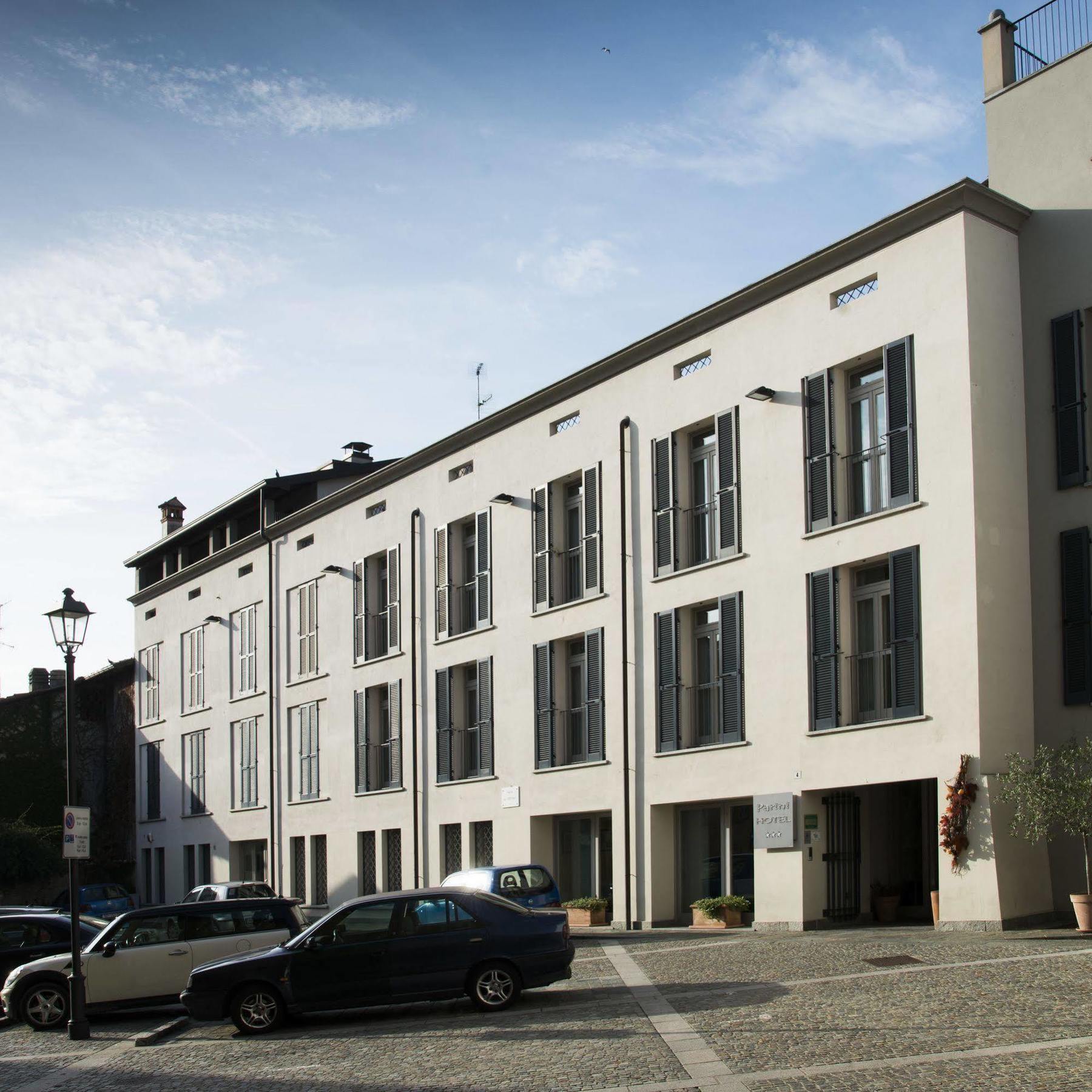 Parini Hotel Bosisio Parini ภายนอก รูปภาพ