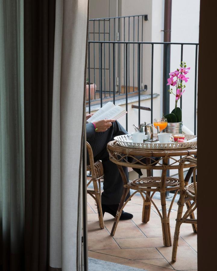 Parini Hotel Bosisio Parini ภายนอก รูปภาพ